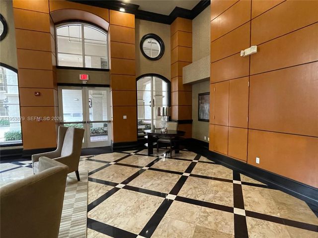 3001 NE 185th St 612, Aventura, FL 33180