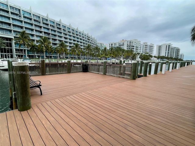 3001 NE 185th St 612, Aventura, FL 33180