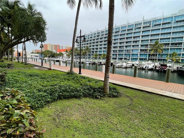 3001 NE 185th St 612, Aventura, FL 33180