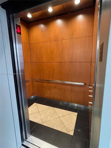 3001 NE 185th St 612, Aventura, FL 33180