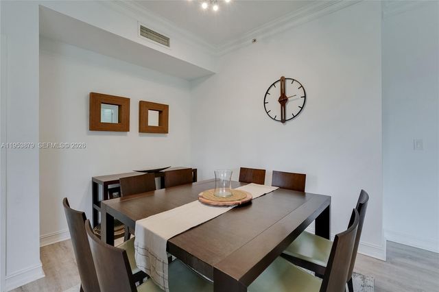 3001 NE 185th St 612, Aventura, FL 33180