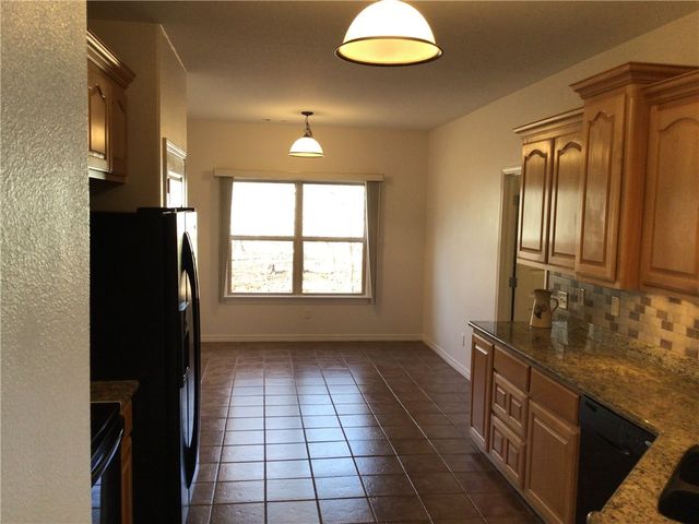 1 Darlington Circle, Bella Vista, AR 72714