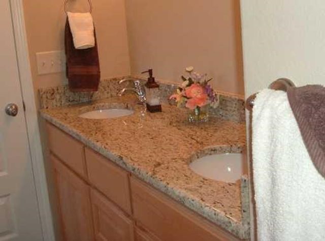 1 Darlington Circle, Bella Vista, AR 72714