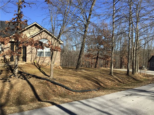 1 Darlington Circle, Bella Vista, AR 72714