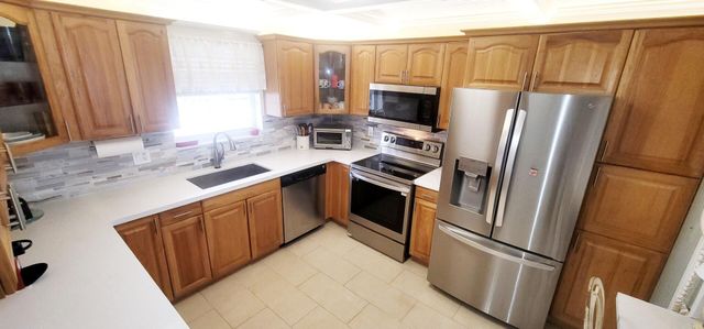 1051 Hillsboro Mile 407e, Hillsboro Beach, FL 33062