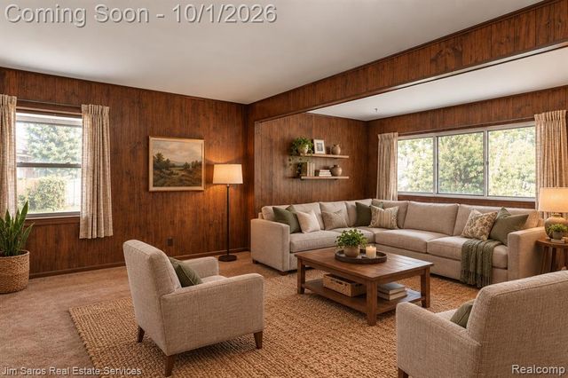 2158 Fleetwood Drive, Grosse Pointe Woods, MI 48236