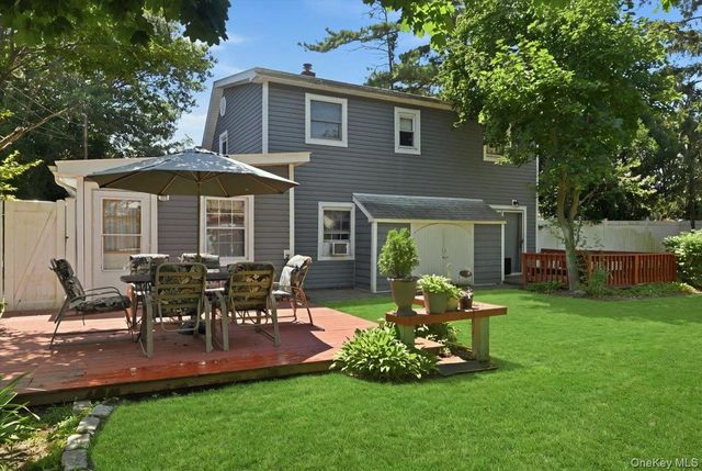 635 Whittier Street, Westbury, NY 11590