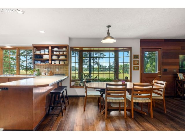 26465 Nw WEST UNION Rd, Hillsboro, OR 97124