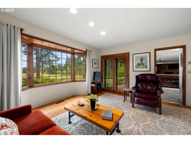 26465 Nw WEST UNION Rd, Hillsboro, OR 97124