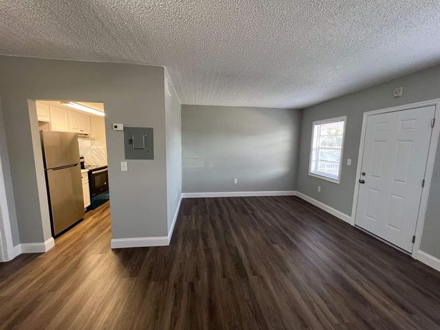 2605 NW 135TH Street 107, Opa-locka, FL 33167
