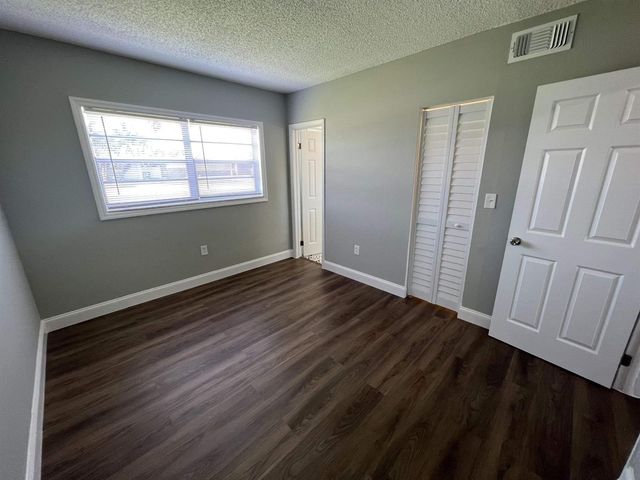 2605 NW 135TH Street 107, Opa-locka, FL 33167