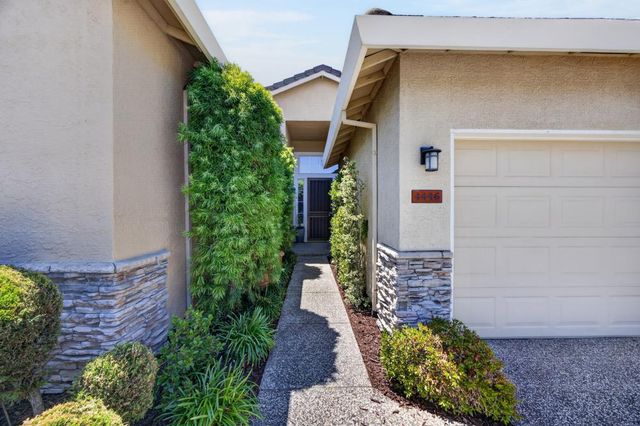 4446 Pebble Beach Rd, Rocklin, CA 95765