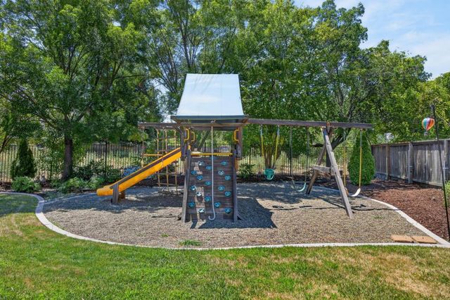 4446 Pebble Beach Rd, Rocklin, CA 95765