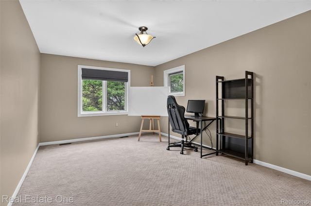 6730 Whiting Drive, Troy, MI 48098
