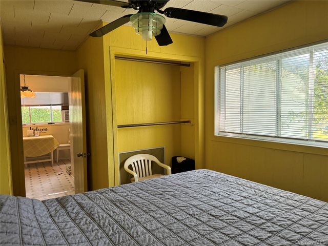 6269 State Route 42 6279, Woodbourne, NY 12788