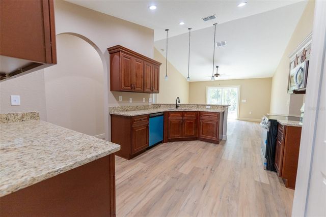 23051 SW LIME RIDGE LANE, Dunnellon, FL 34431