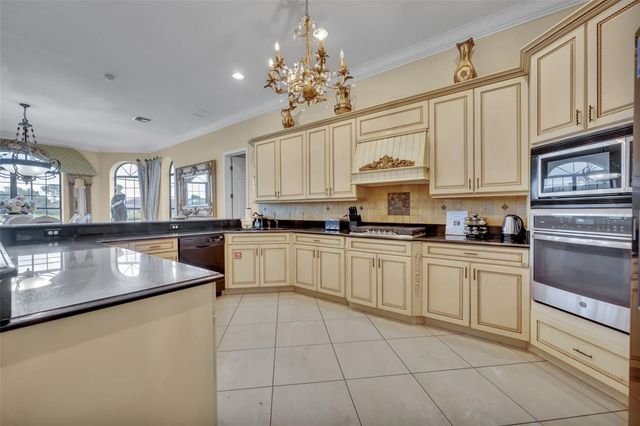 2713 FORMOSA BOULEVARD, Kissimmee, FL 34747