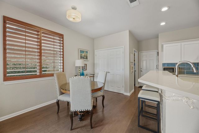 2004 Mimosa TRL, Round Rock, TX 78664