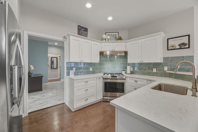 2004 Mimosa TRL, Round Rock, TX 78664