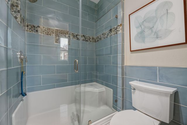 2004 Mimosa TRL, Round Rock, TX 78664