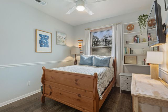 2004 Mimosa TRL, Round Rock, TX 78664