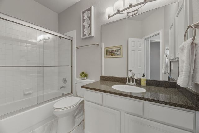 2004 Mimosa TRL, Round Rock, TX 78664