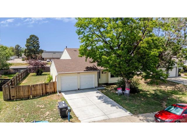 4933 Quari St, Denver, CO 80239