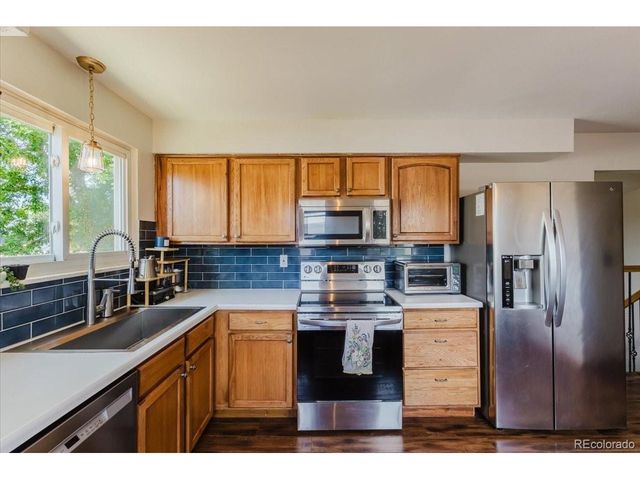 4933 Quari St, Denver, CO 80239