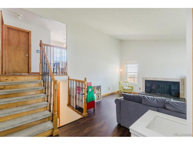 4933 Quari St, Denver, CO 80239