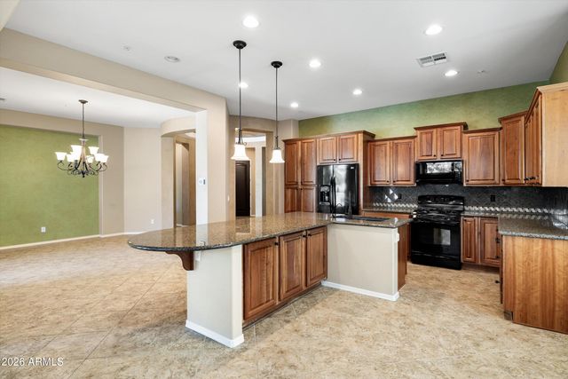 13054 W RUNNING DEER Trail, Peoria, AZ 85383