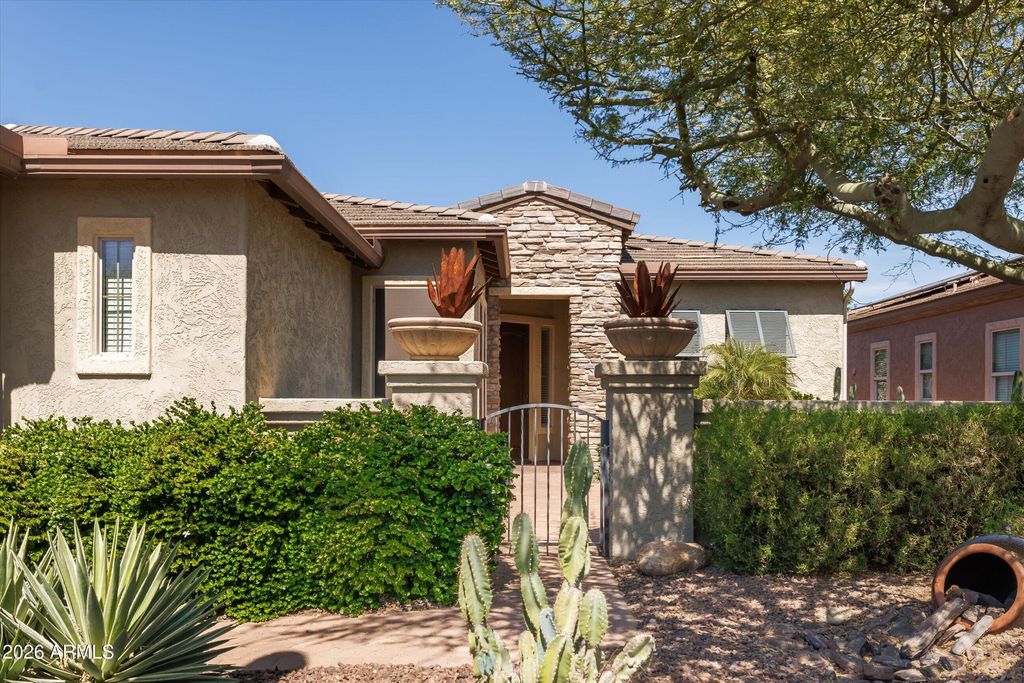 13054 W RUNNING DEER Trail, Peoria, AZ 85383 — photo 2