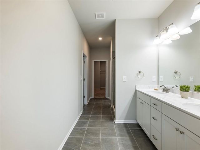 2333 Buford Town Drive, Buford, GA 30518