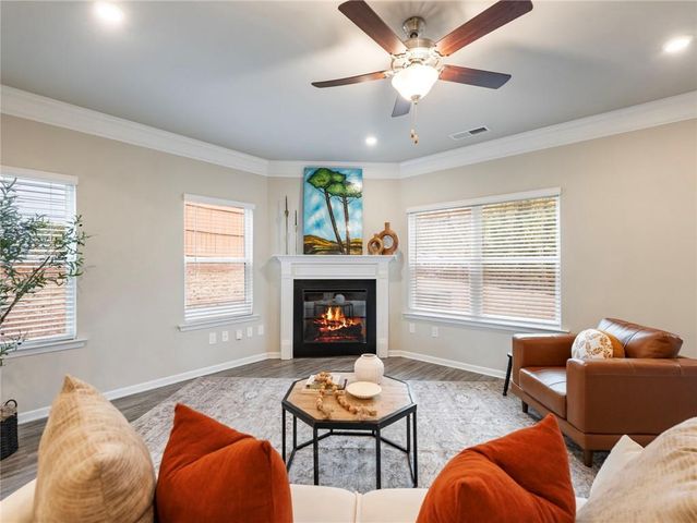 2333 Buford Town Drive, Buford, GA 30518