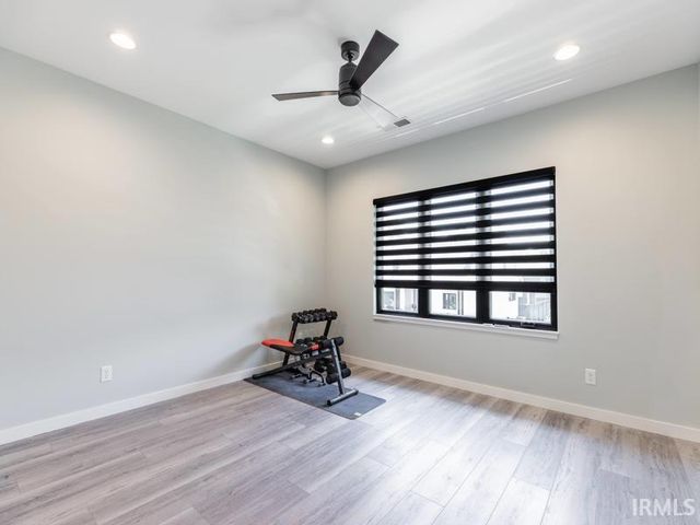 74 Adams Avenue, Evansville, IN 47713
