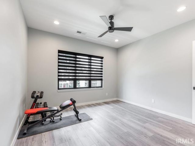 74 Adams Avenue, Evansville, IN 47713