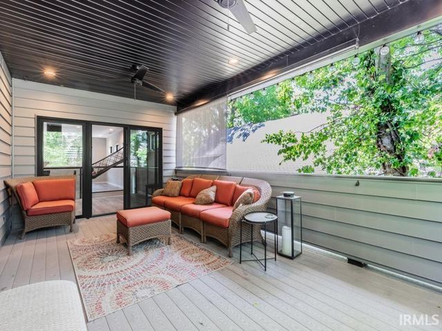 74 Adams Avenue, Evansville, IN 47713
