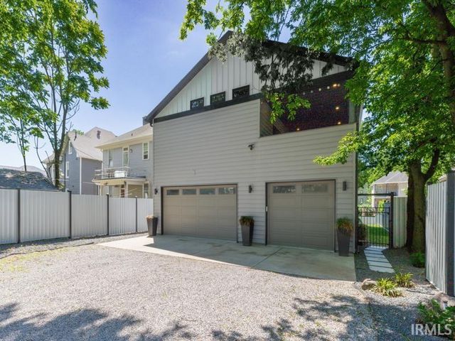 74 Adams Avenue, Evansville, IN 47713