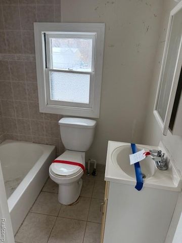 25324 Blair Street, Roseville, MI 48066