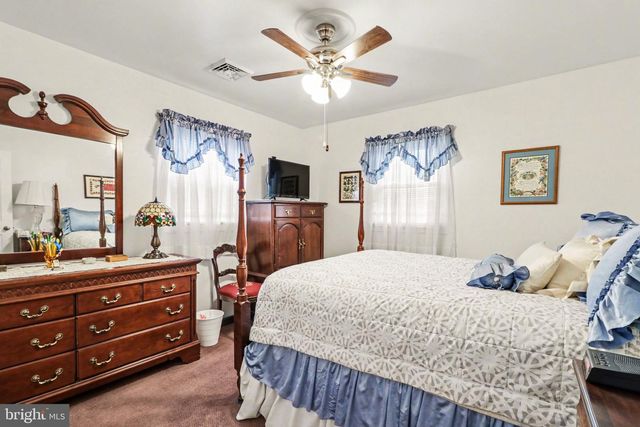 619 CHARLES RD, Dauphin, PA 17018