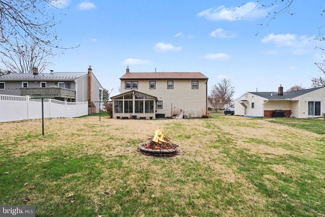 619 CHARLES RD, Dauphin, PA 17018