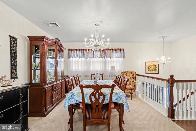 619 CHARLES RD, Dauphin, PA 17018