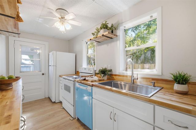 1235 IDLEWILD DRIVE, Clearwater, FL 33755