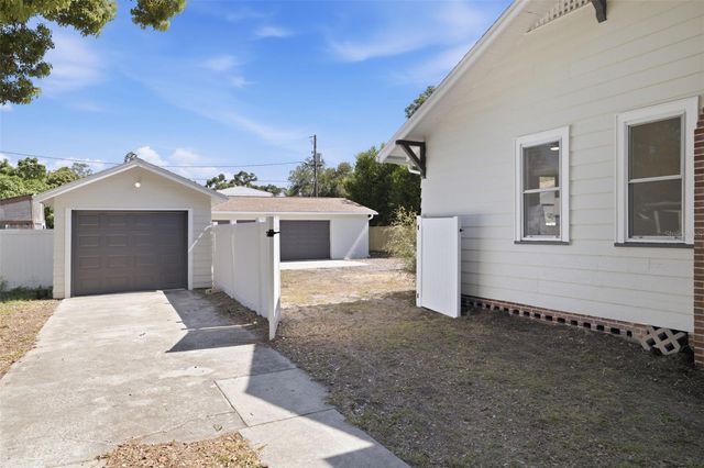1235 IDLEWILD DRIVE, Clearwater, FL 33755