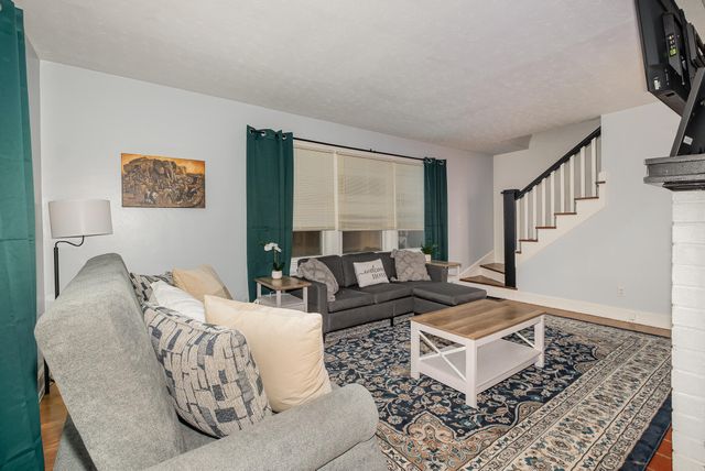 120 Cynthiana Street, Williamstown, KY 41097