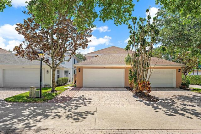 137 Middlebury Drive, Jupiter, FL 33458