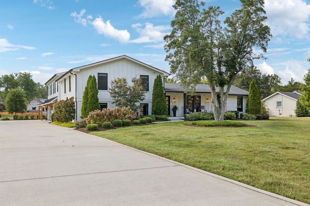 513 Mansion Dr, Brentwood, TN 37027