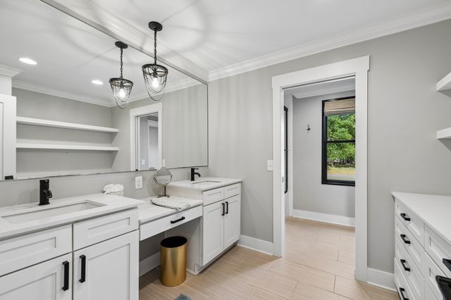 513 Mansion Dr, Brentwood, TN 37027