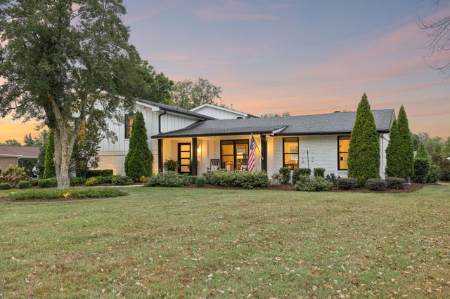 513 Mansion Dr, Brentwood, TN 37027
