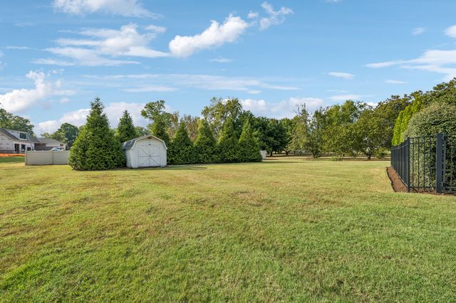 513 Mansion Dr, Brentwood, TN 37027