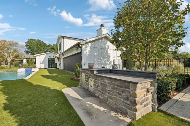 513 Mansion Dr, Brentwood, TN 37027